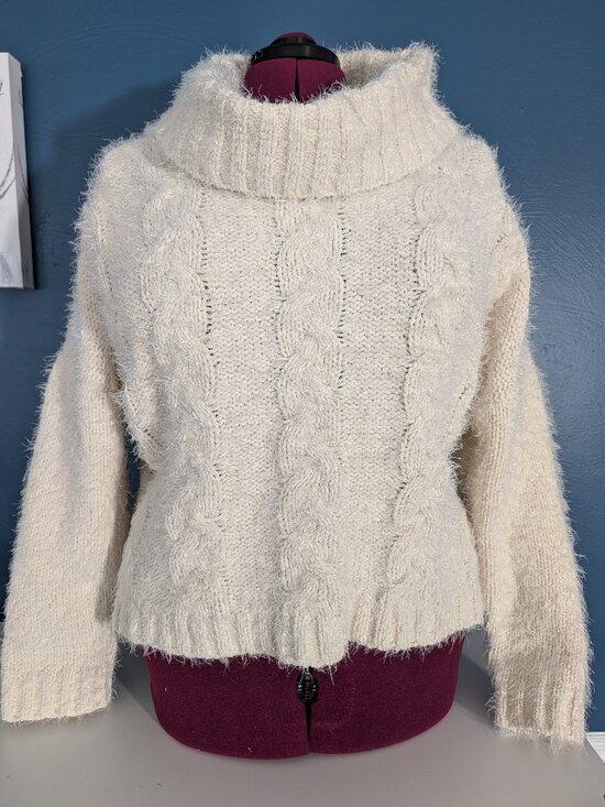 Maurices Sweaters - Maurice Eylelash sweater Size XXL
